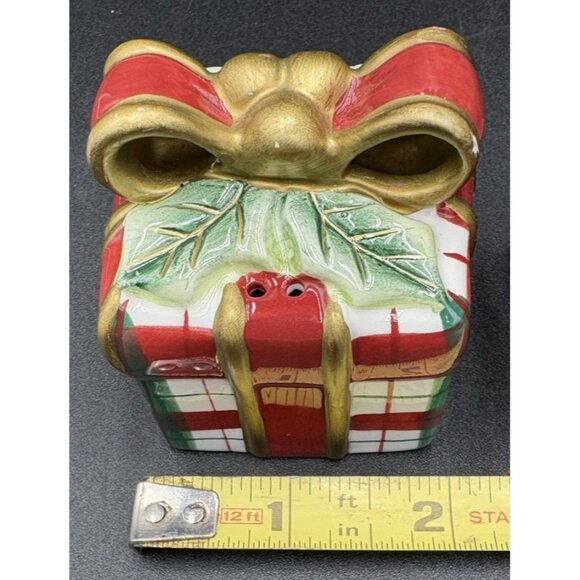 Fitz and Floyd Christmas Salt & Pepper Shakers Holiday Gift Giving Ceramic EUC - Picture 7 of 8